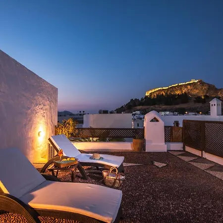 Antique * לינדוס