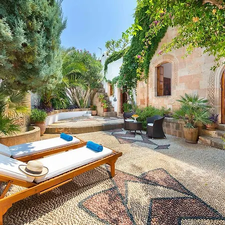Antique * 林都斯
